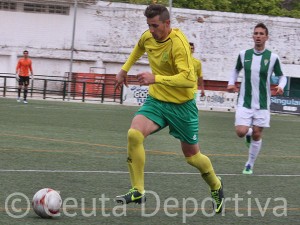 ampliar foto itohattrick2013-05-12b