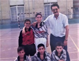 Miguel Vega, con uno de los equipos del Polígono 