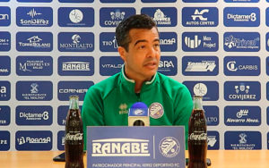 José Pérez Hererra, este viernes en la rueda de prensa que ha ofrecido tras el entrenamiento del Xerez DFC