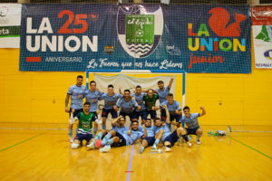 Los ejidenses celebran su clasificación para el definitivo 'play off' de ascenso a Primera División