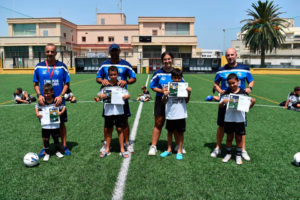 Alumnos del Campus de Verano, tras recibir sus diplomas de participación / Foto: FCCE