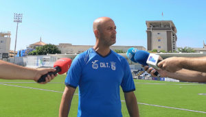 Chus Trujillo, atendiendo a los medios tras el entrenamiento de este sábado 