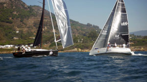 El Altarik IV, del CN Saladillo de Algeciras, a la derecha, ha sido el vencedor de la regata