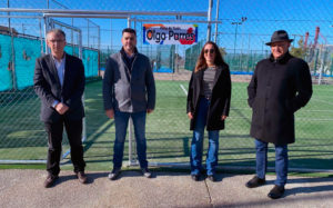 Olga Parres, junto al alcalde de Don Benito, el presidente de la Federación de Tenis de Ceuta y su entrenador 