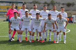 Formación de la AD Ceuta FC, el pasado domingo en el campo de la UD La Palmas Atlético