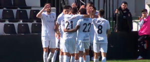 Jugadores el Ceuta celebran un gol esta temporada 