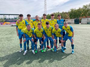 Formación del Polillas, este domingo en la Ciudad Deportiva 'Luis del Sol' 