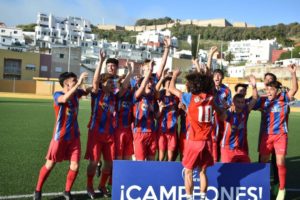 Los integrantes del Puerto celebran el doblete 