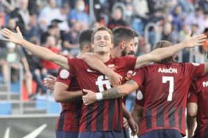 Pablo García celebra uno de sus 13 goles con la camiseta del Eldense 