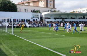 Así ha sido el golazo de falta directa de Ñito González que le ha dado la victoria al Ceuta 