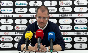 José Juan Romero, este domingo en la sala de prensa del estadio Alfonso Murube 