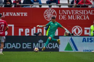 Pedro López ha cometido el penalti que le ha dado la victoria al Murcia 