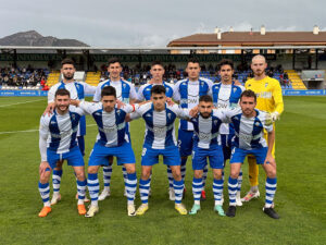Formación del Alcoyano en su último partido en casa ante el Recreativo Granada 