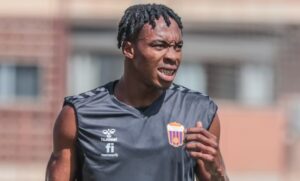 Sixtus, durante un entrenamiento con el Eldense