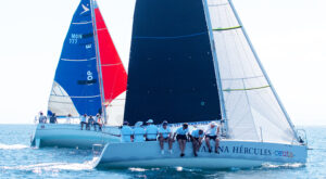 El 'Marina Hércules' con Sergio Llorca y la tripulación de la Guardia Civila ha ganado en su categoría 