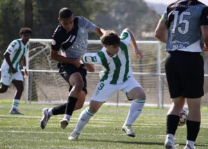 Un lance del partido disputado en el Ciudad Deportiva del Córdoba 