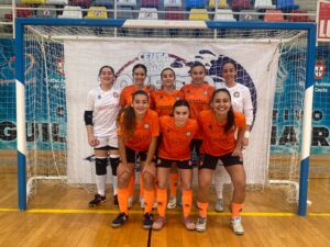 Formación del Camoens, este sábado antes de medirse al Colegio San José 📷 Rafa Peña