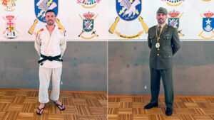 Alejandro Martínez, durante la competición y vestido de uniforme con la medalla de oro