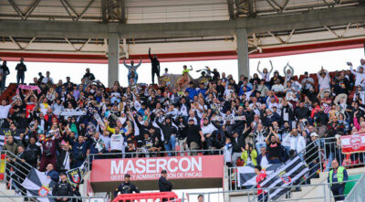 Aficionados de la AD Ceuta, la `pasdada temporada en el 'Enrique Roca'