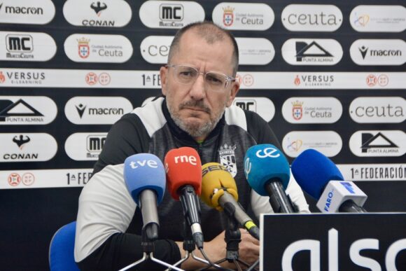 José Juan Romero, durante la rueda de prensa previa al Fuenlabrada-Ceuta