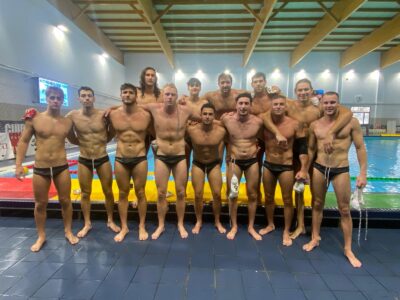 Los integrantes del Caballa, tras sumar su primer punto de la eliminatoria 📷 Rafa Peña 