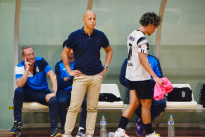 Técnicos y jugadores del Ceutí, abatidos tras consumarse el descenso la semana pasada