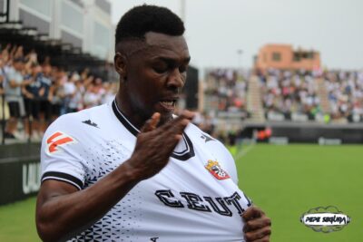 Koné marcó el primero del partido a los 11 minutos. / FOTO Pepe Segura