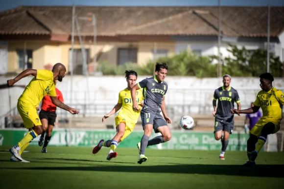 En el amistoso del verano ganaron los ceutíes 0-3.