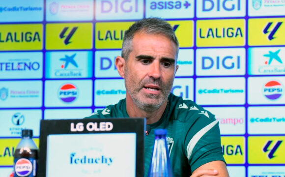 Gaizka Garitano, este viernes en su comparecencia ante los medios