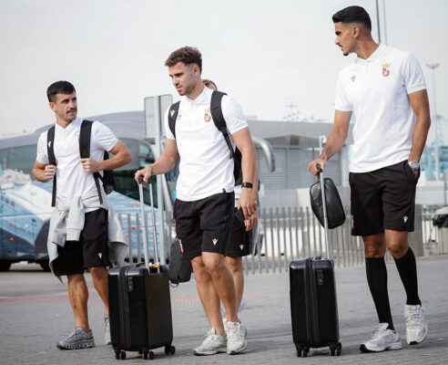 Jugadores de la AD Ceuta FC, durante un viaje de esta temporada