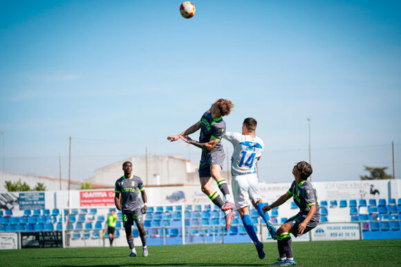 El Ceuta B se ha llevado los tres puntos de un campo siempre muy complicado